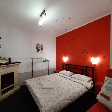 Apartament Midnight Cats' In Rynok Square світло є завжди! Lwów