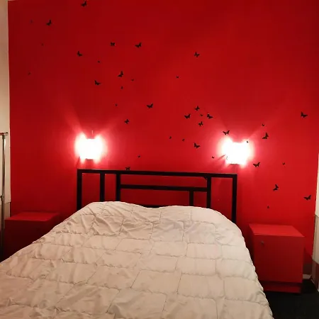 Midnight Cats' In Rynok Square у котів на вірменській біля площі ринок * Lvov